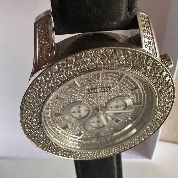 Don&Co Bold & Brilliant - Men’s Oversized Diamond Watch with Leather Strap